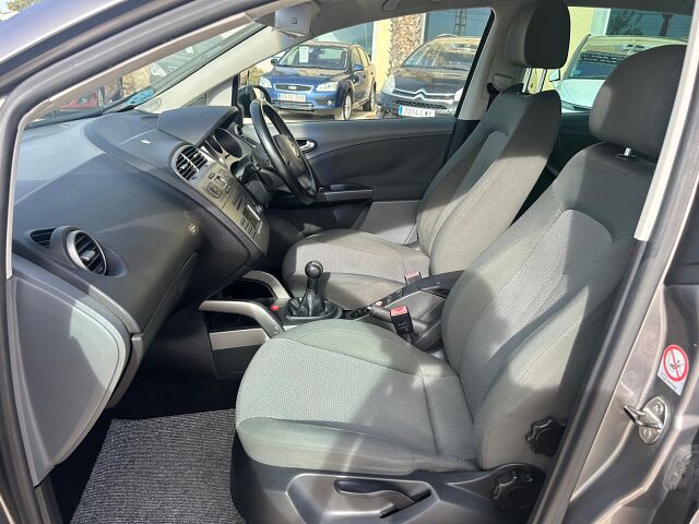 SEAT ALTEA SELECTIVE 1.6 SPANISH RHD IN SPAIN 148000 MILES BARGAIN PX 2004